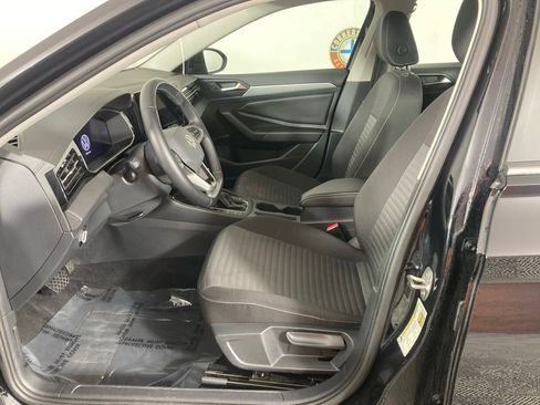 Used 2025 Volkswagen Jetta S image 12