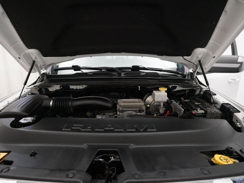 Used 2020 RAM 1500 Big Horn image 3