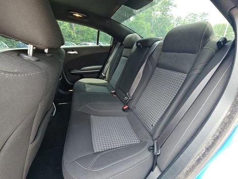 Used 2023 Dodge Charger SXT RWD image 17