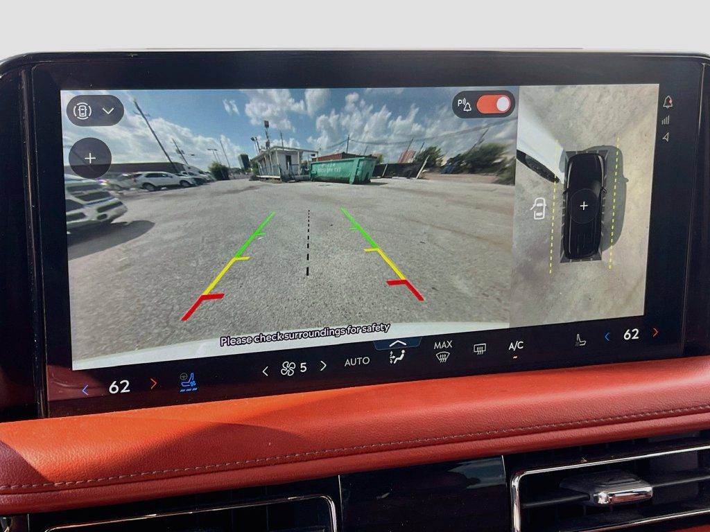 Used 2025 Lincoln Aviator Reserve w/ Equipment Group 201A AWD/4WD image 14