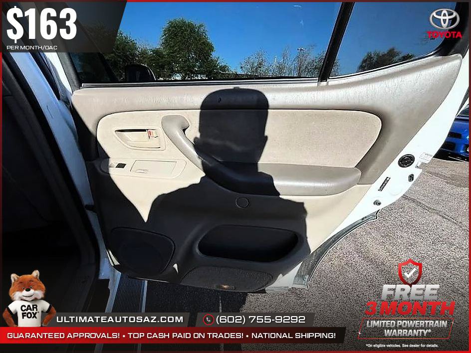 Used 2005 Toyota Sequoia SR5 AWD/4WD image 40