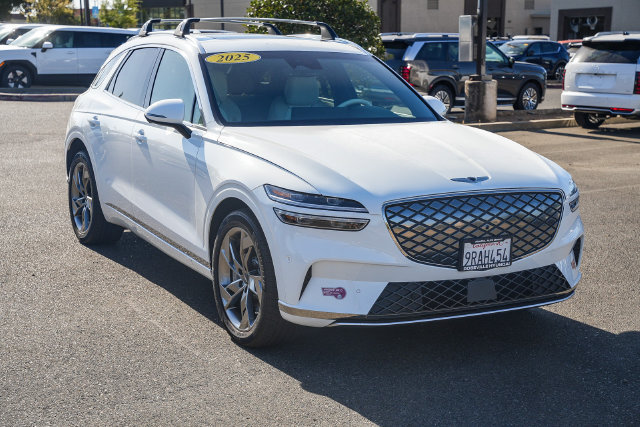 Used 2025 Genesis Electrified GV70 AWD/4WD image 6