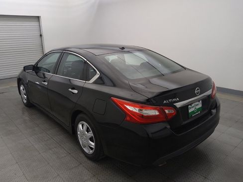 Used 2017 Nissan Altima 2.5 SV FWD image 5