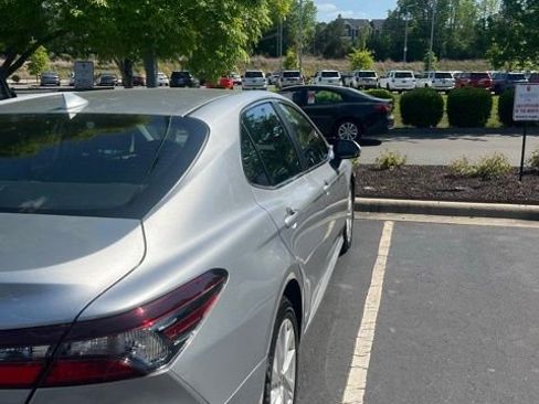 Used 2023 Toyota Camry LE FWD image 6
