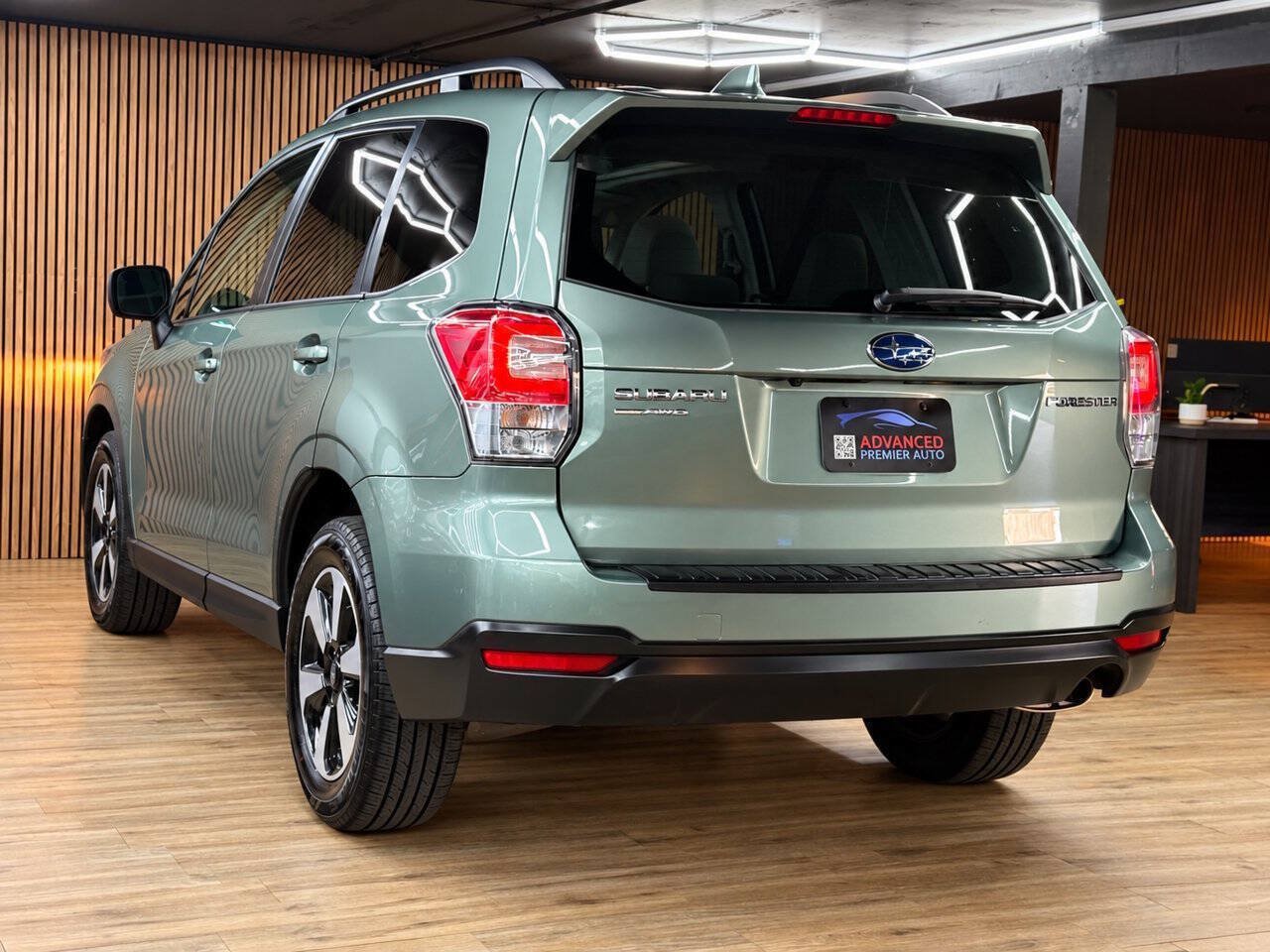 Used 2018 Subaru Forester 2.5i Premium AWD/4WD image 9