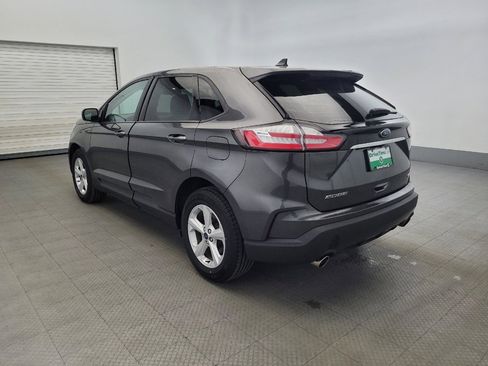 Used 2020 Ford Edge SE image 5