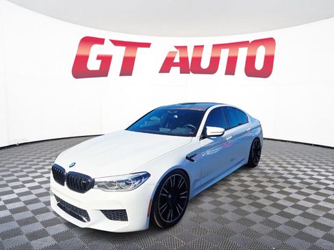 Used 2019 BMW M5 image 3