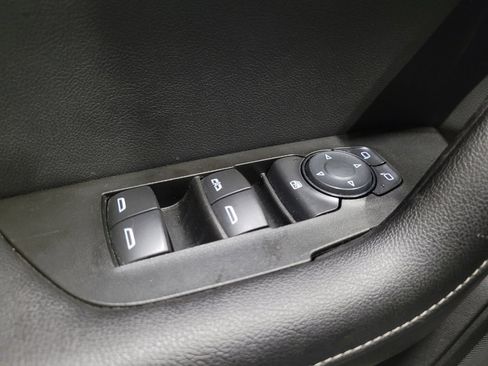 Used 2025 Chevrolet Blazer LT AWD/4WD image 27