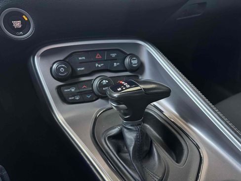 Used 2022 Dodge Challenger GT RWD image 13