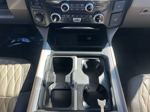 Used 2026 Ford F250 Platinum w/ Platinum Plus Package image 13