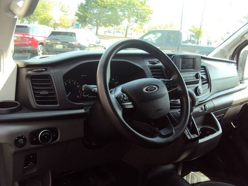 Used 2023 Ford Transit 250 148 High Roof RWD image 8