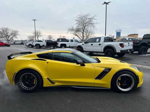 Used 2018 Chevrolet Corvette Z06 image 8