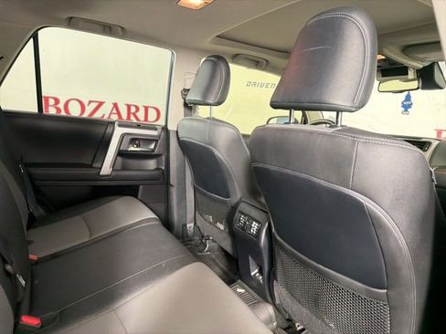 Used 2020 Toyota 4Runner SR5 Premium w/ Moonroof Package AWD/4WD image 19