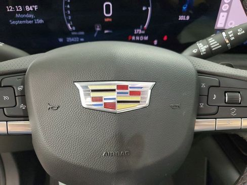 Used 2024 Cadillac XT4 Sport image 21