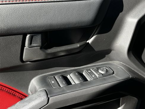 Used 2025 Toyota Tacoma TRD Pro image 22