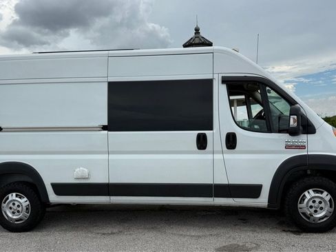 Used 2016 RAM ProMaster 2500 FWD image 4