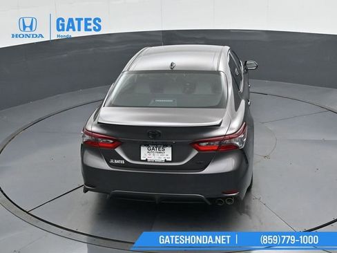 Used 2022 Toyota Camry SE image 40