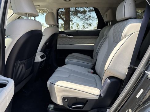Used 2021 Hyundai Palisade Calligraphy image 34