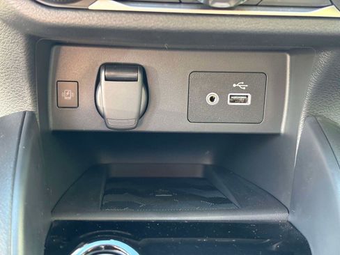 New 2025 Nissan Versa SV w/ Trunk Package image 17