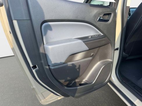 Used 2021 Chevrolet Colorado Z71 image 12