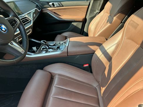 Used 2022 BMW X5 xDrive45e w/ M Sport Package AWD/4WD image 10