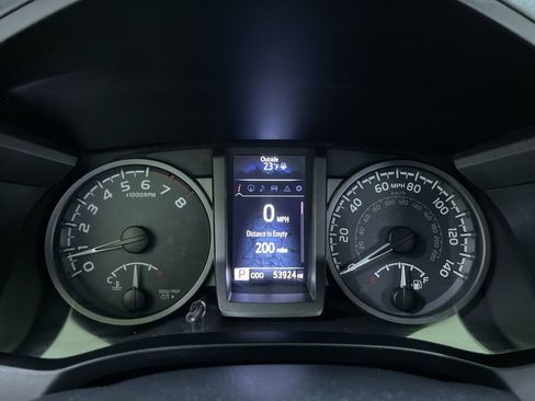 Used 2018 Toyota Tacoma 4x4 Double Cab image 19