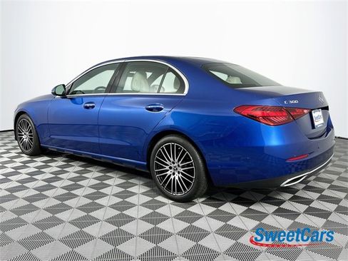 Used 2024 Mercedes-Benz C 300 4MATIC Sedan image 5