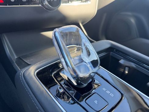 New 2026 Volvo XC90 T8 Ultra w/ Protection Package Premier AWD/4WD image 16