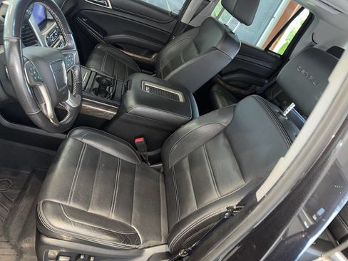 Used 2018 GMC Yukon Denali w/ Open Road Package AWD/4WD image 19
