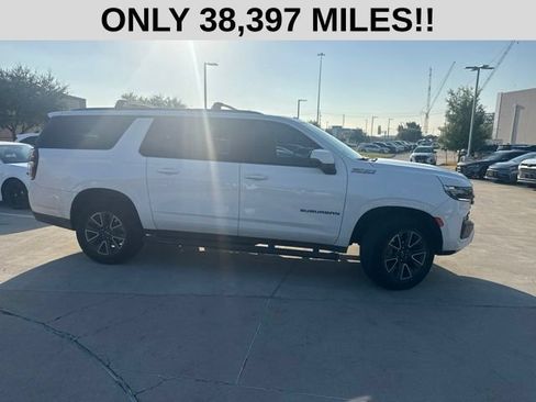 Used 2024 Chevrolet Suburban Z71 w/ Luxury Package AWD/4WD image 2