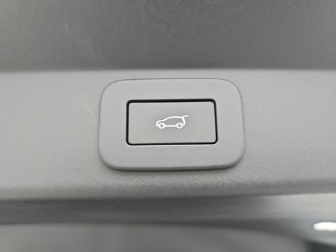 New 2026 Land Rover Range Rover Sport Dynamic SE image 13