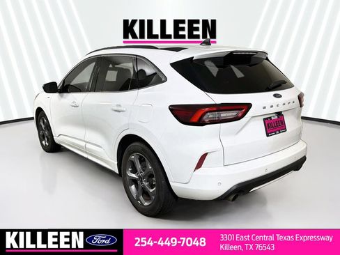 Used 2023 Ford Escape ST-Line w/ Tech Pack #1 FWD image 7