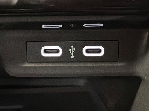 Used 2025 Volkswagen Jetta SE image 20