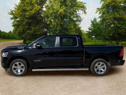 Used 2019 RAM 1500 Big Horn AWD/4WD image 5