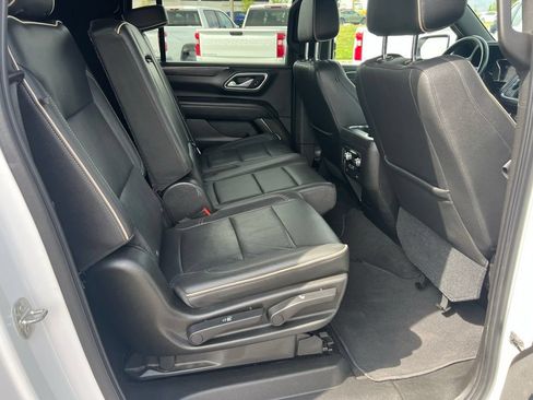 Used 2021 GMC Yukon XL SLT AWD/4WD image 23