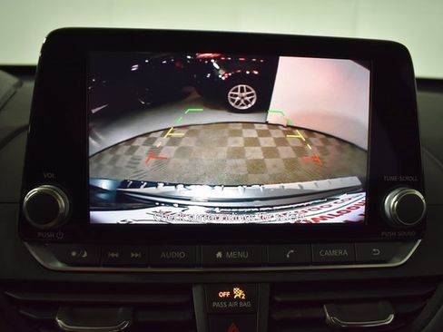 Used 2022 Nissan Altima 2.5 SV image 22