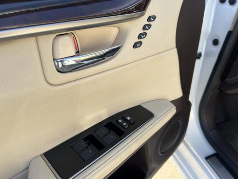 Used 2017 Lexus ES 350 image 16