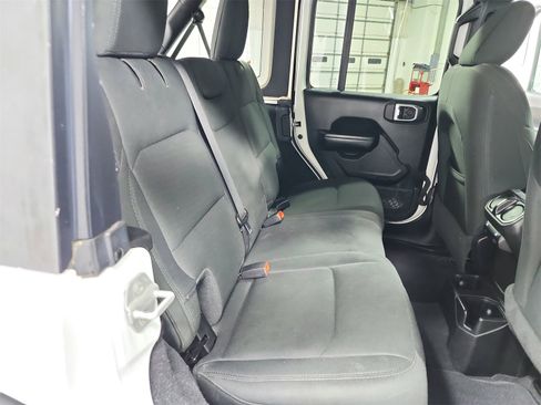 Used 2021 Jeep Wrangler Unlimited Sport image 36