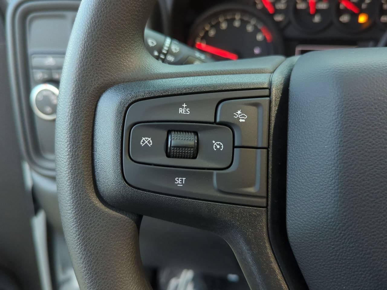 New 2026 Chevrolet Silverado 1500 Custom w/ LPO, Dark Essentials Package RWD image 26