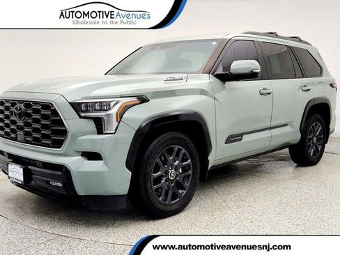 Used 2024 Toyota Sequoia Platinum image 1