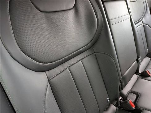 Certified 2023 Land Rover Range Rover Sport SE image 17