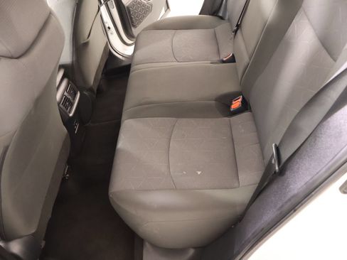Used 2025 Toyota RAV4 XLE FWD image 11