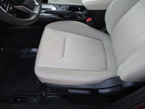 Used 2022 Subaru Impreza 2.0i Premium AWD/4WD image 5