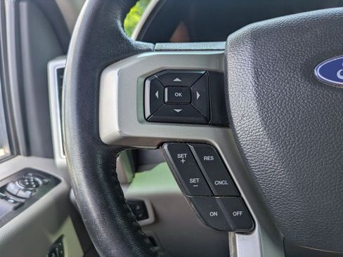 Used 2019 Ford F150 Lariat AWD/4WD image 25