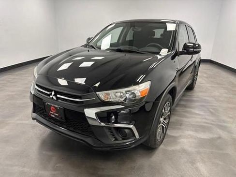 Used 2019 Mitsubishi Outlander Sport ES FWD image 2
