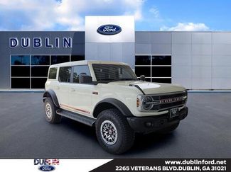 Used 2026 Ford Bronco Outer Banks w/ Sasquatch Package AWD/4WD video 1