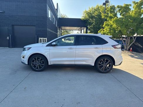 Used 2015 Ford Edge Sport w/ Equipment Group 401A AWD/4WD image 2