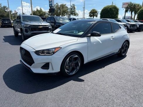 Used 2020 Hyundai Veloster Turbo Ultimate FWD image 3