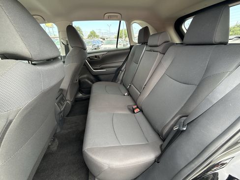 Certified 2024 Toyota RAV4 LE FWD image 24