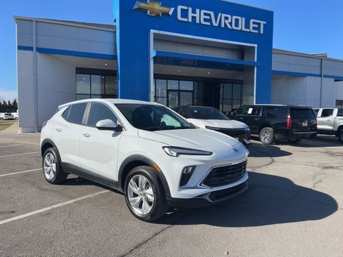 Certified 2025 Buick Encore GX Preferred image 1